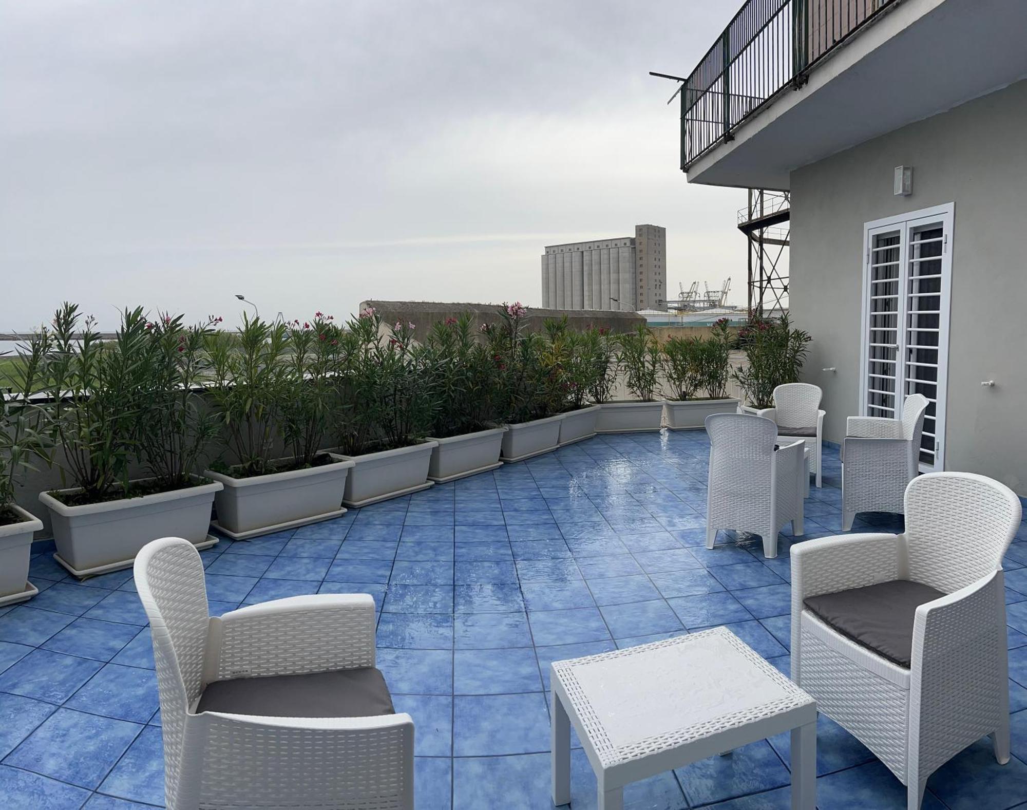 Casa Emy Bed & Breakfast ตอร์เร อันนุนซิอาตา ภายนอก รูปภาพ