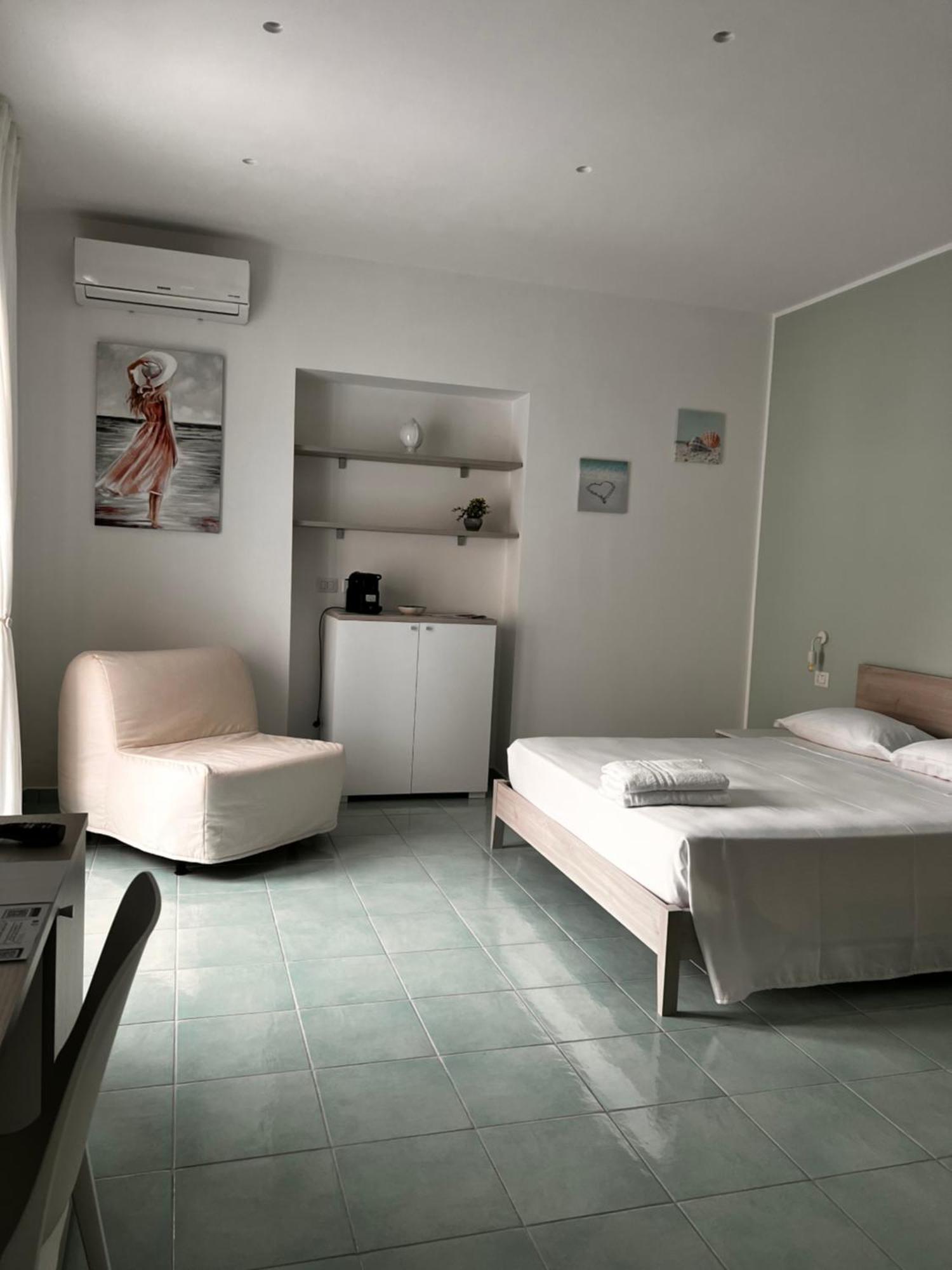 Casa Emy Bed & Breakfast ตอร์เร อันนุนซิอาตา ภายนอก รูปภาพ